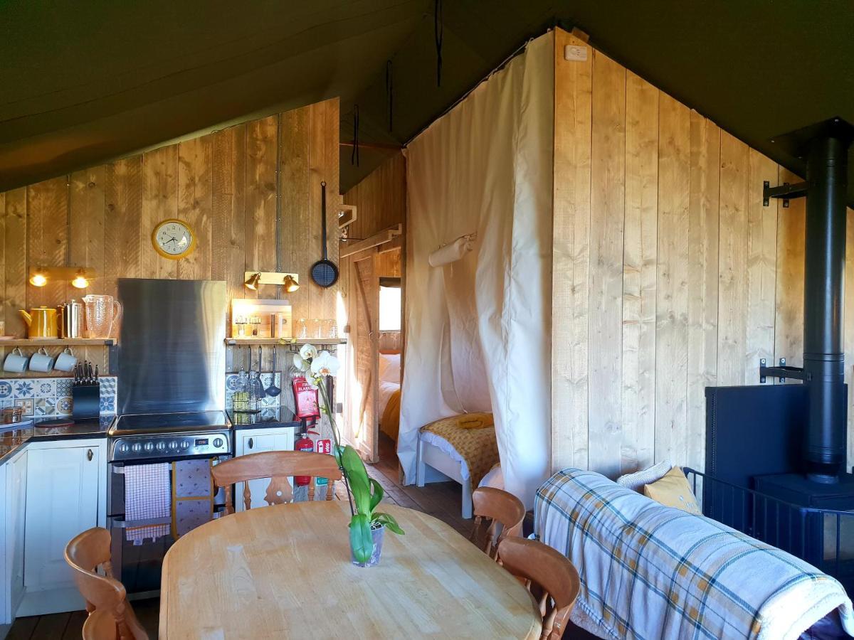 Brackenhill Glamping - Safari Tent With Hot Tub - Sleeps 6 Ivybridge Exterior foto